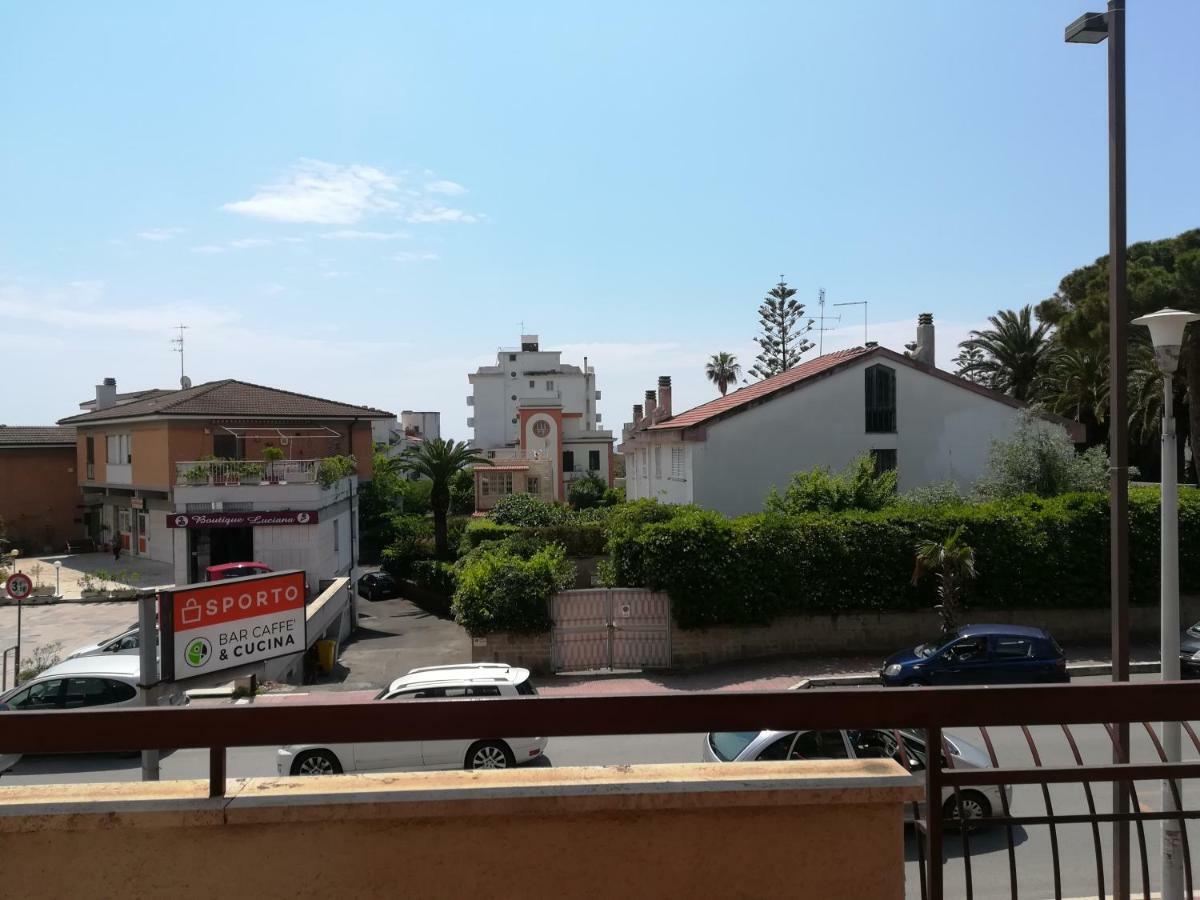 La Casa Del Sole Villa Santa Marinella Luaran gambar